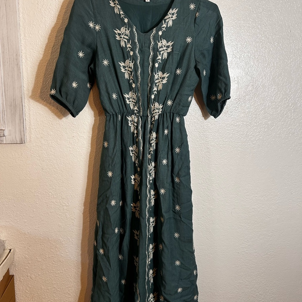 Sweet Salt Embroidered Floral Dress Women's 2 Sage Boho Cottagecore Coquette